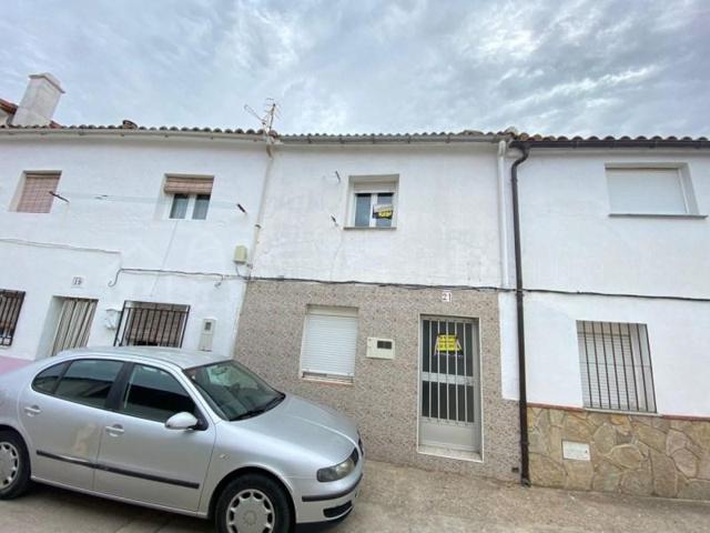 Casa en venta en Zarza de Granadilla photo 0