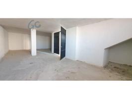 Local comercial en venta en Las Gabias photo 0