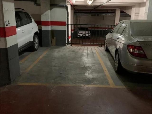 Parking en venta en Valencia, Camí Fondo photo 0