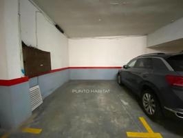 Parking en venta en Barcelona, La Salut photo 0