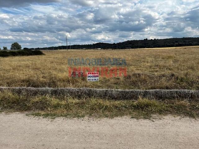 Chalet en venta en Navalmoral de la Mata, Las proximidades de Navalmoral photo 0