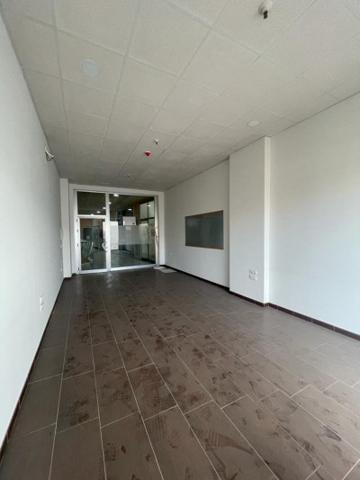 Local comercial en venta en Chiclana de la Frontera, Centro urbano photo 0