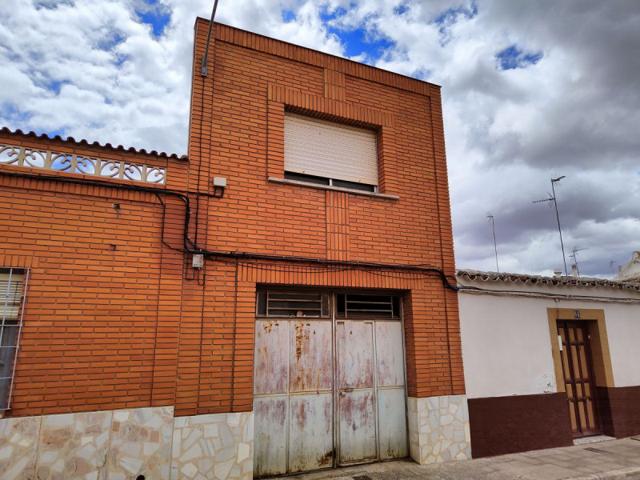 Nave industrial en venta en Valdepeñas, Convento photo 0