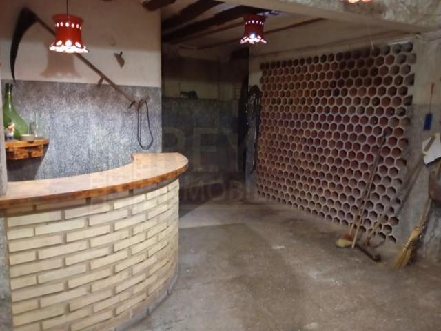 Local comercial en venta en Arenzana de Arriba photo 0