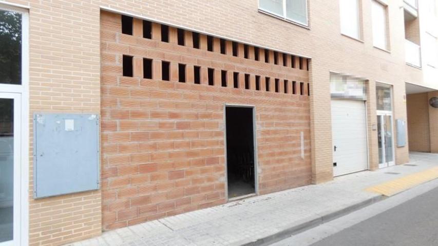 Local comercial en venta en Utebo, Casco antiguo photo 0