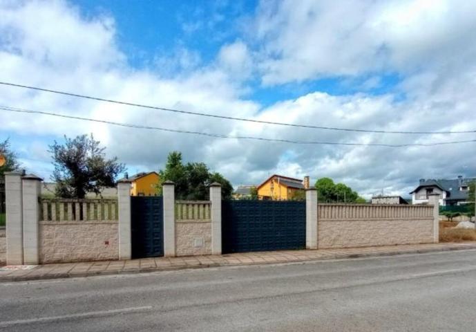 Terreno en venta en Cubillos del Sil photo 0