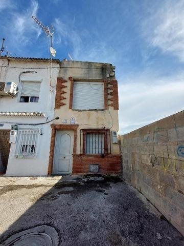 Adosada en venta en Fuente Vaqueros, Vega de granada zona noroeste photo 0