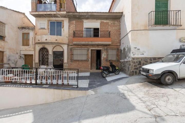 Casa en venta en Jayena, Centro photo 0