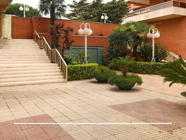 Garaje en venta en Salou photo 0