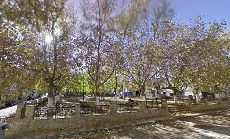 Casa en venta en Huelma, Huelma photo 0