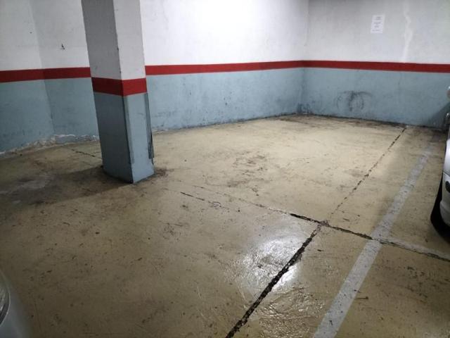 Parking en venta en Barcelona, Horta photo 0