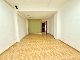 Local comercial en venta en Benidorm, Centro photo 0