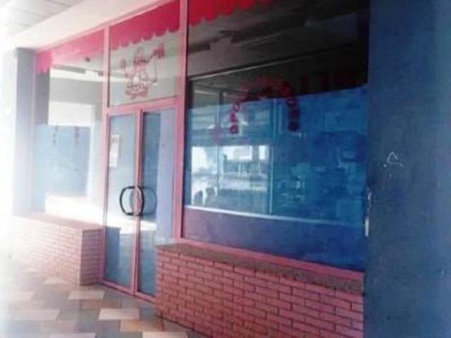 Local comercial en venta en Don Benito photo 0