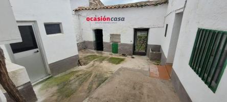 Casa en venta en Pedroche, Centro photo 0