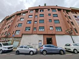 Local comercial en venta en Oviedo, Buenavista photo 0