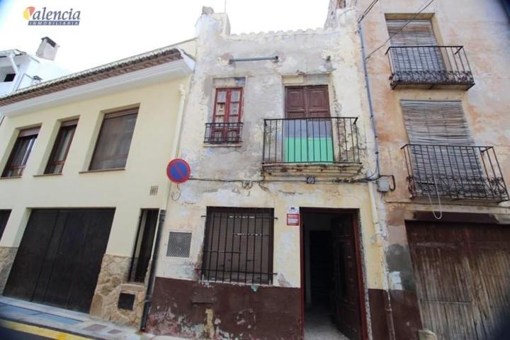 Casas de pueblo en venta en Villar del Arzobispo, Centro photo 0