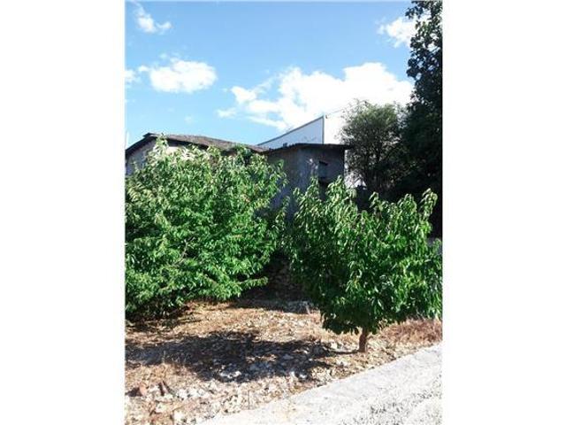 Casa en venta en Corullón photo 0