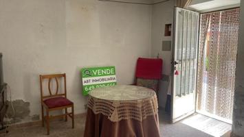 Casas de pueblo en venta en Alborea, Alborea photo 0