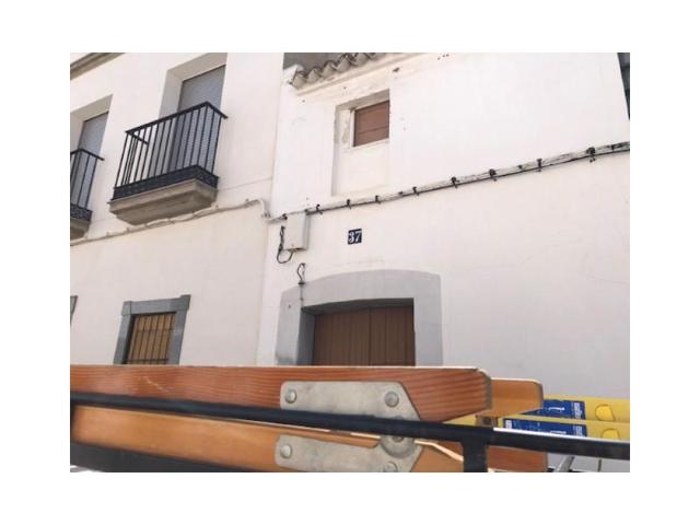 Casa en venta en Castuera photo 0