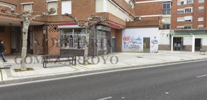 Local comercial en venta en Palencia, Palencia photo 0
