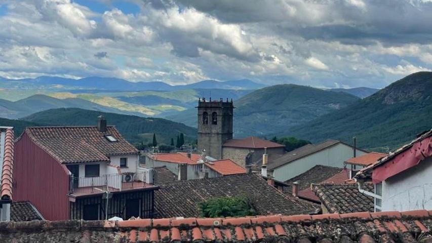 Casa en venta en Herguijuela de la Sierra, Parque natural de las batuecas photo 0