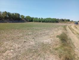 Terreno en venta en Zaragoza, Casetas - Garrapinillos - Monzalbarba photo 0