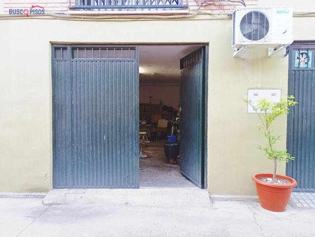 Local comercial en venta en Córdoba, Sector Sur Zona Baja photo 0