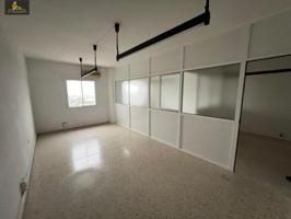 Oficina en venta en Jerez de la Frontera, Avenida photo 0