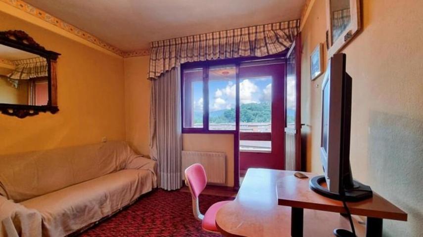 Piso en venta en San Martín del Rey Aurelio photo 0