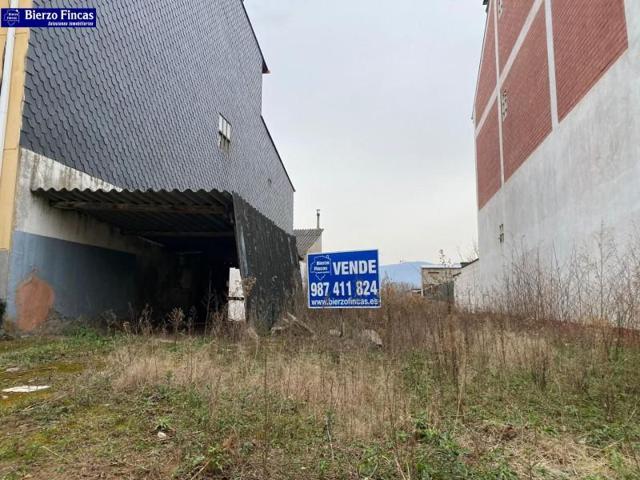 Terreno en venta en Camponaraya, Camponaraya photo 0