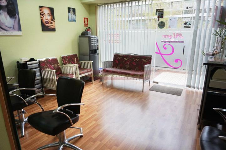 Local comercial en venta en Logroño, Centro photo 0