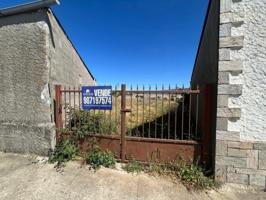 Terreno en venta en Ponferrada, Congosto photo 0