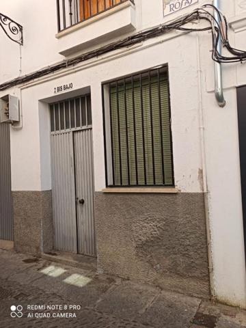 Local comercial en venta en Plasencia, Calle Rosas, 10600 photo 0