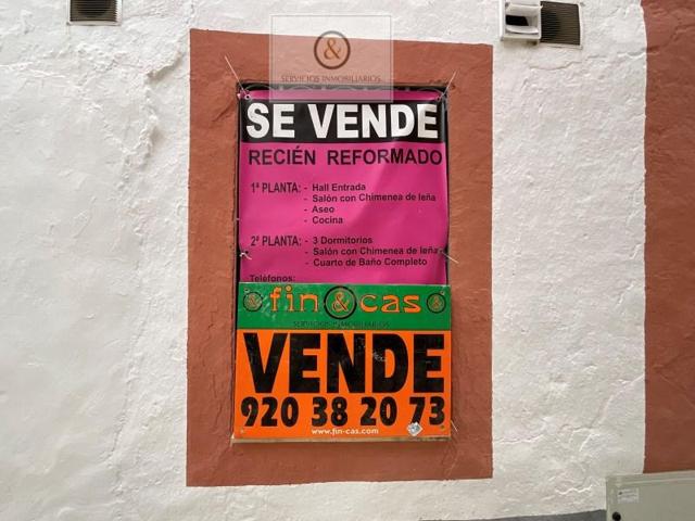 Casa en venta en Poyales del Hoyo photo 0