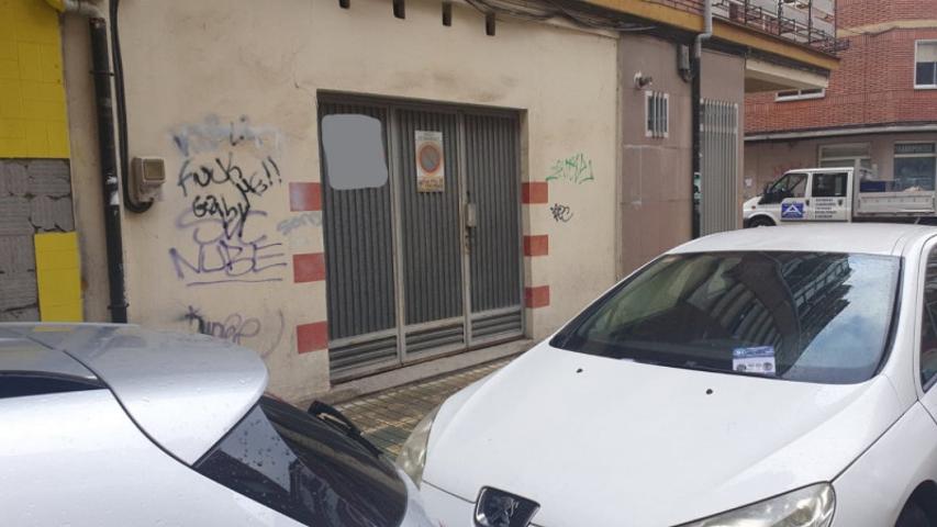 Local comercial en venta en Ponferrada, Centro photo 0