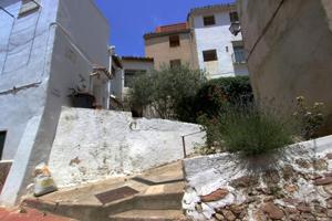 Casa en venta en Andilla, La pobleta photo 0