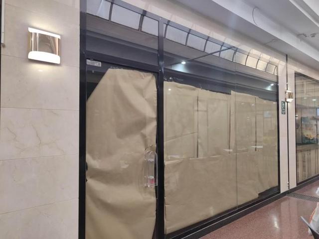 Local comercial en venta en Almansa, Centro photo 0