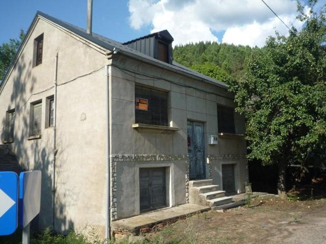 Casas de pueblo en venta en Arganza photo 0