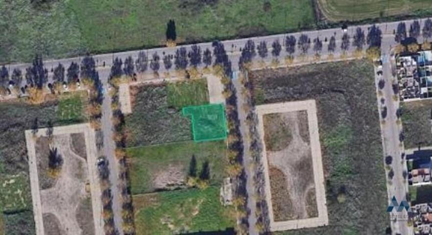 Terreno en venta en Talavera de la Reina, Calle Nicosia, 45600 photo 0