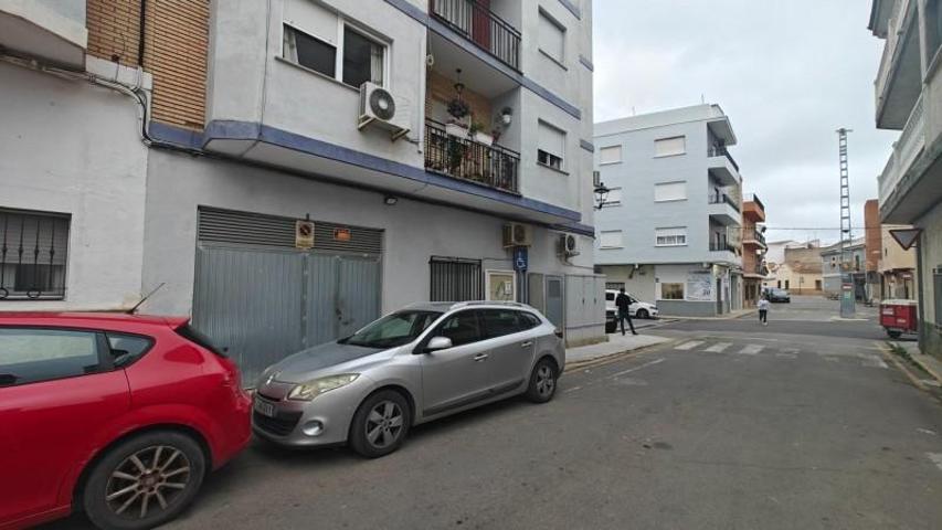 Local comercial en venta en Yátova, Comunidad valenciana photo 0