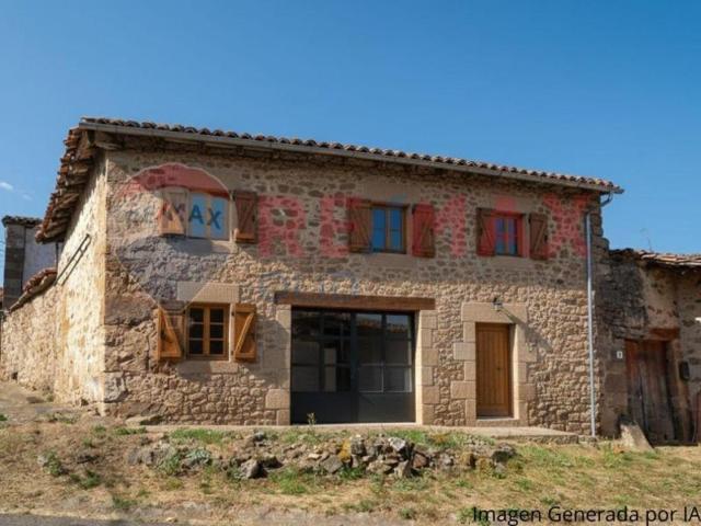 Casa en venta en Campoo de Enmedio, Campoo de enmedio photo 0