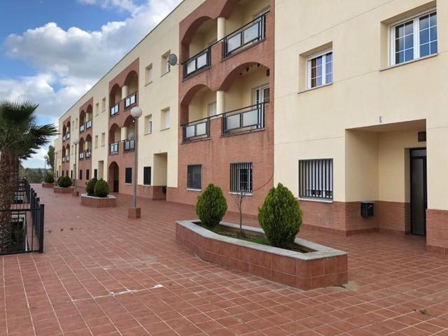 Apartamento en venta en Orellana la Vieja photo 0