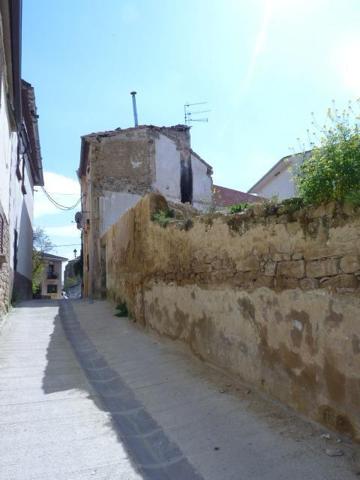 Terreno en venta en Villatuerta, Pueblo photo 0