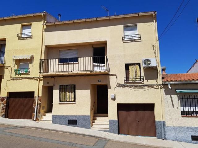 Piso en venta en Aliseda photo 0