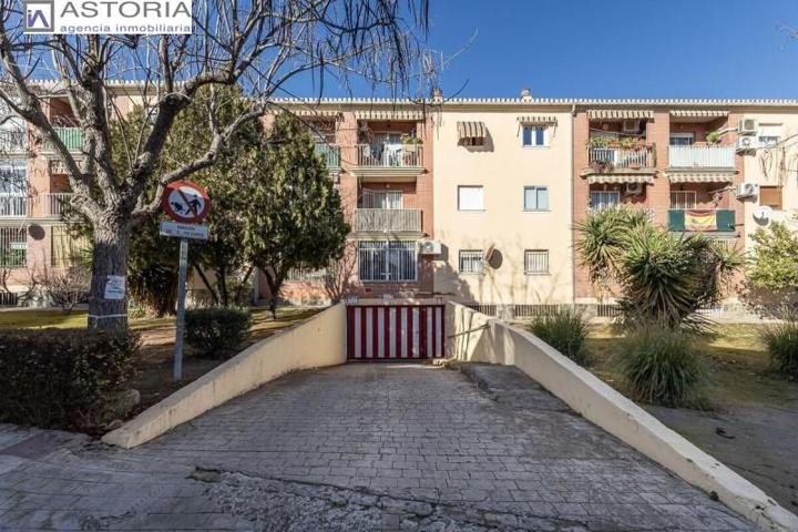 Garaje en venta en Armilla, Armilla photo 0