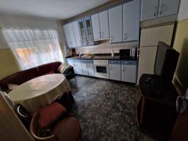 Casa en venta en Laguna de Negrillos, Villace photo 0