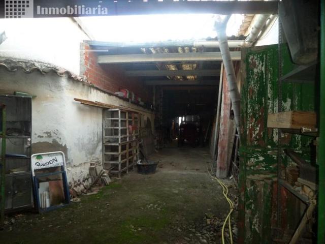 Terreno en venta en Tomelloso, Avda. Antonio Huertas photo 0