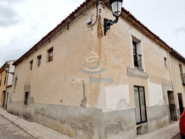 Casa en venta en Escarabajosa de Cabezas, Escarabajosa de cabezas photo 0