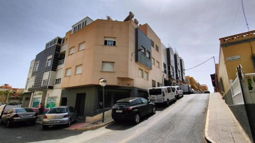 Piso en venta en El Ejido, Ejido sur photo 0