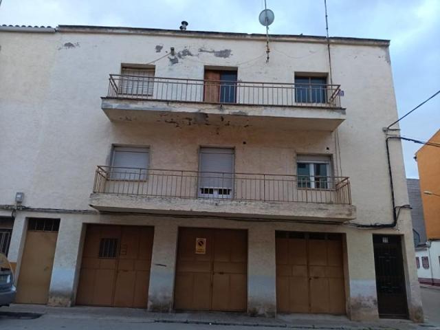 Piso en venta en Valdepeñas, Hospital photo 0